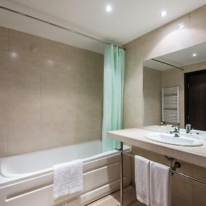 Zimmer mit zwei Einzelbetten